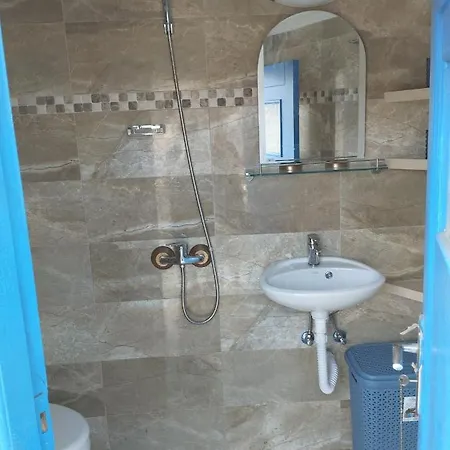 Archontiko Traditional House 1850 בית נופש Olympos (Karpathos)