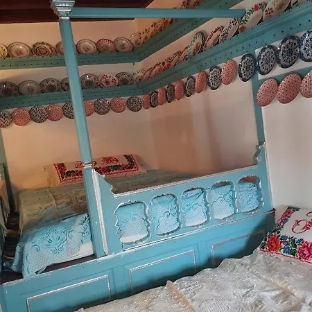 Archontiko Traditional House 1850 בית נופש *